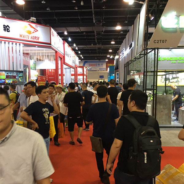 ����ʥ���������չԲ�����£���������ca88���Źٷ���վչ̨ǰ��������