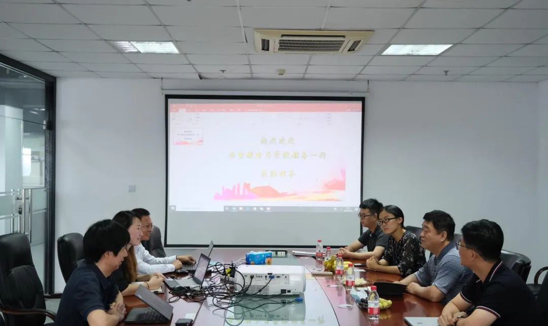 ϲ���������ӿƼ���ѧ΢����ѧԺ��Ѿ�ҵ������齱